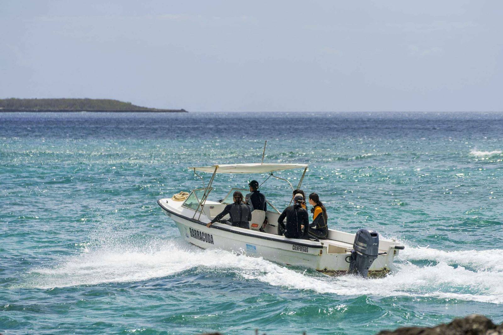 Dive boat heading out